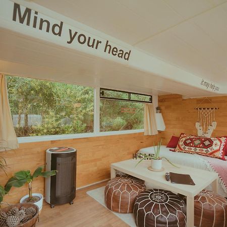 The Amazing Inacio Bus Converted Home Sintra Buitenkant foto