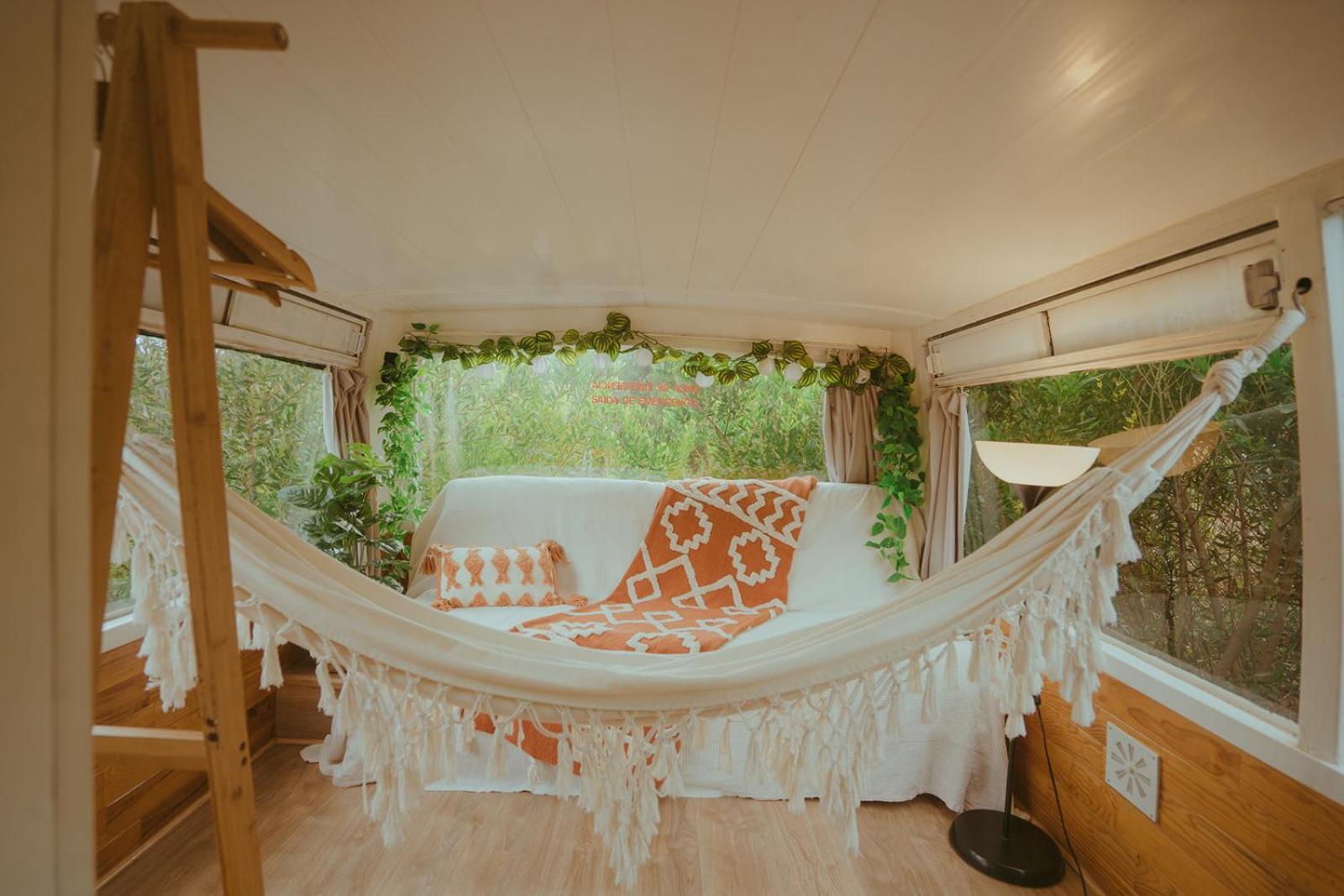 The Amazing Inacio Bus Converted Home Sintra Buitenkant foto