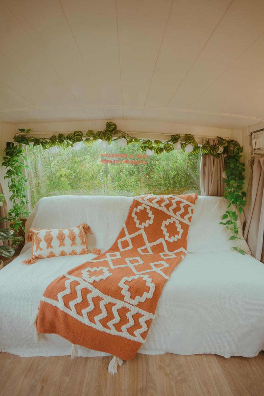 The Amazing Inacio Bus Converted Home Sintra Buitenkant foto