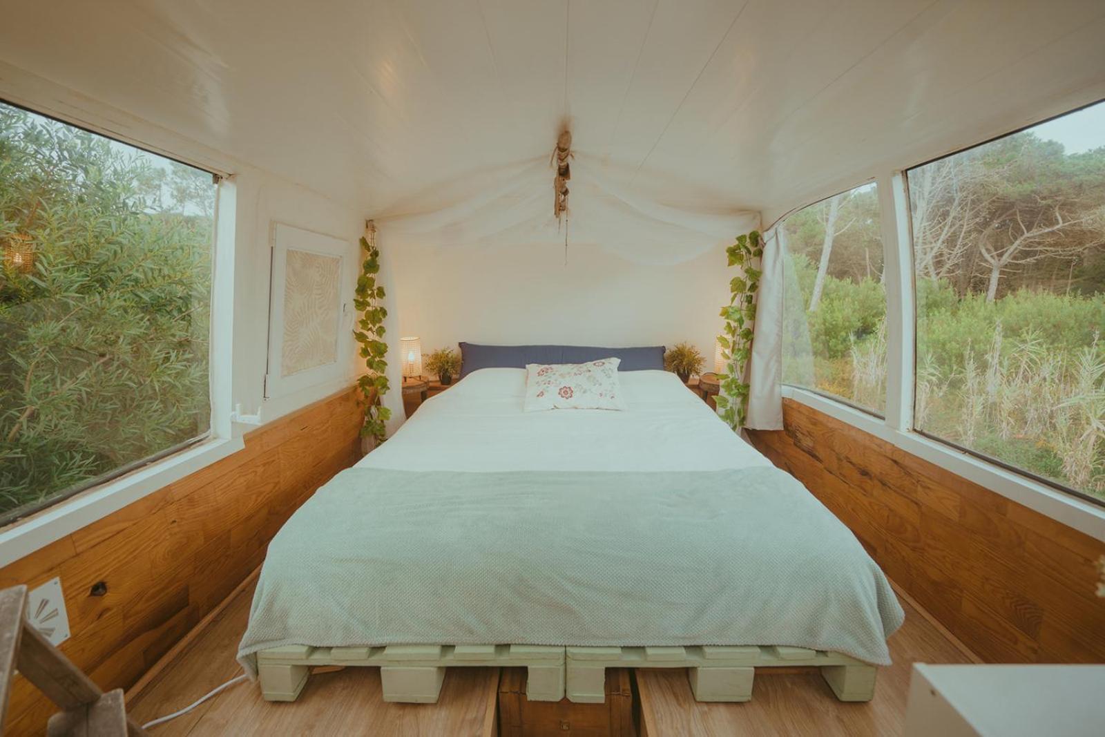 The Amazing Inacio Bus Converted Home Sintra Buitenkant foto