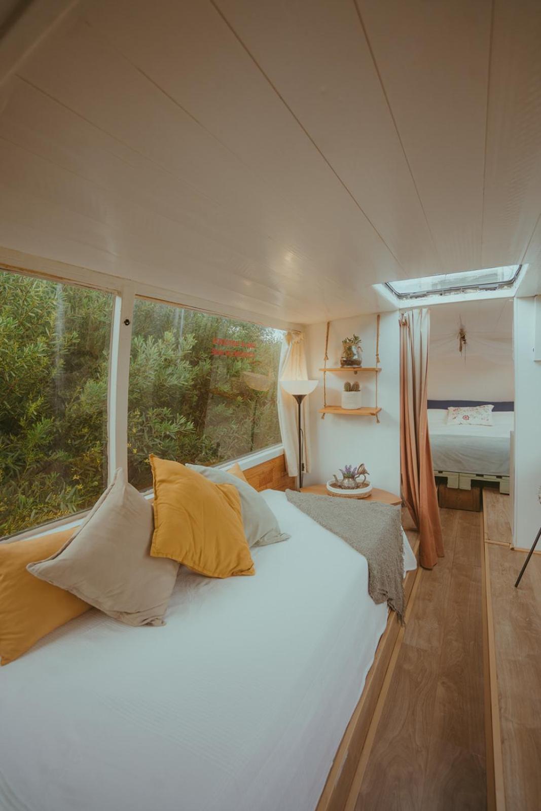 The Amazing Inacio Bus Converted Home Sintra Buitenkant foto