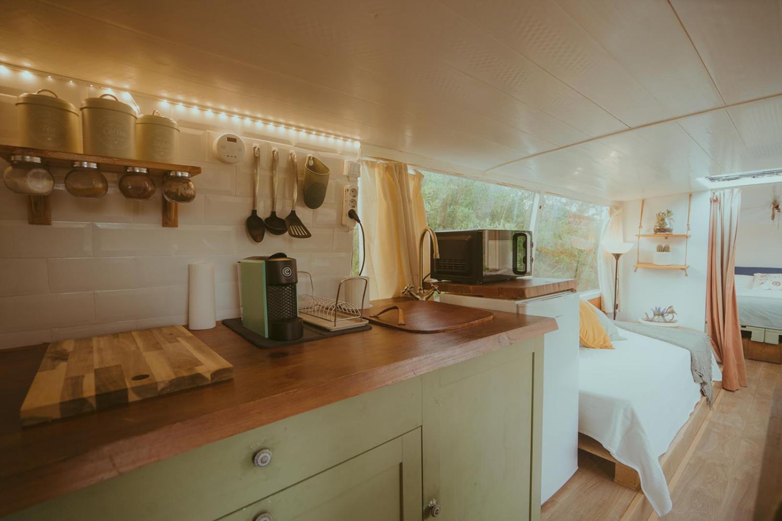 The Amazing Inacio Bus Converted Home Sintra Buitenkant foto