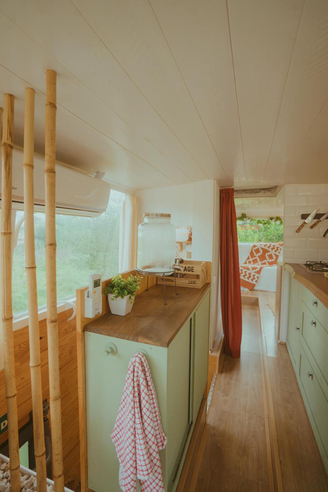 The Amazing Inacio Bus Converted Home Sintra Buitenkant foto