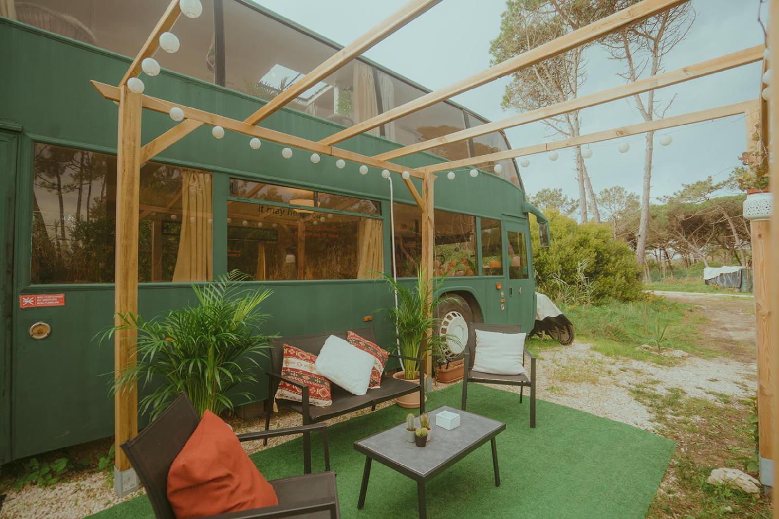 The Amazing Inacio Bus Converted Home Sintra Buitenkant foto